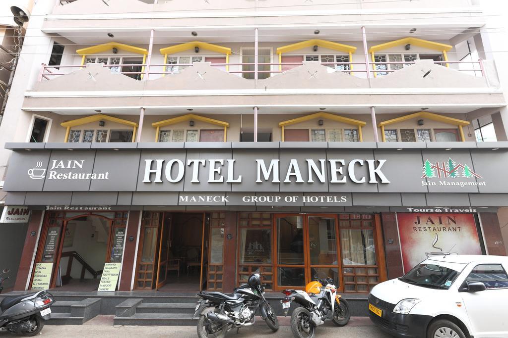 Hotel Maneck Udagamandalam Exterior foto