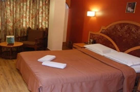 Hotel Maneck Udagamandalam Exterior foto